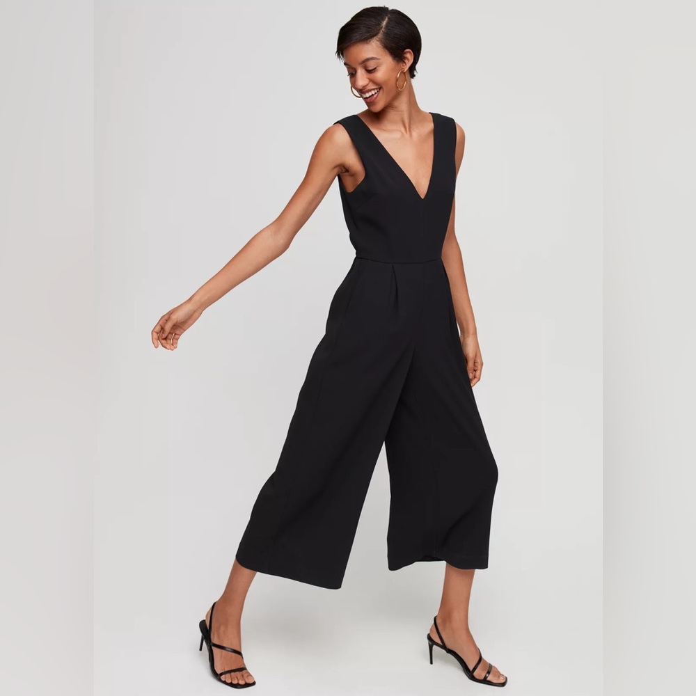 ❣️SOLD❣️Aritzia Babaton Marcus Black Jumpsuit Size 2 - Picture 1 of 10